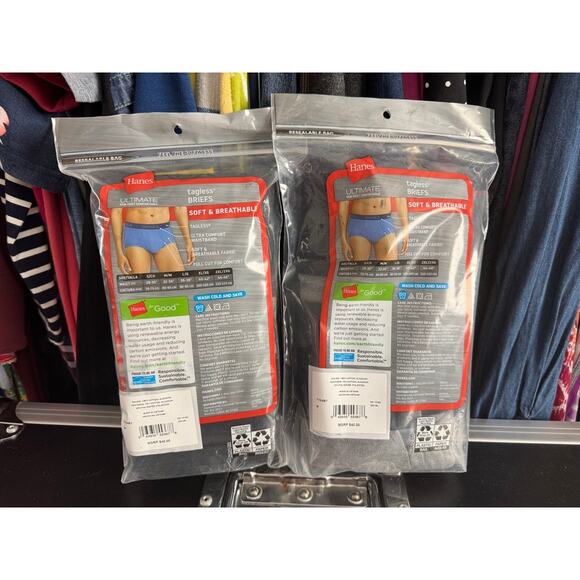 12 New Pair of Hanes Men's Underwear Briefs Size Medium 32-34" - Picture 2 of 2